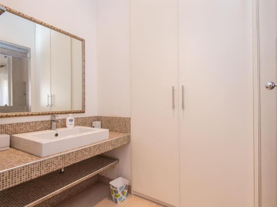 Testaccio Elegant Apartamento *